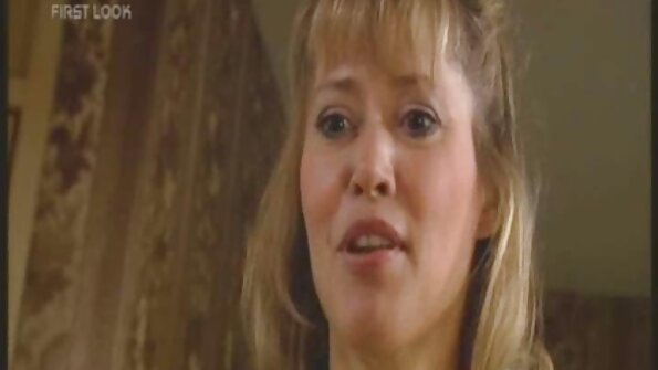Passioante elsker en cougar over hele huset