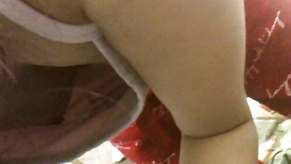 Die gewagte Blondine Candice Dare wagt es, einen Schwarzen zu ficken